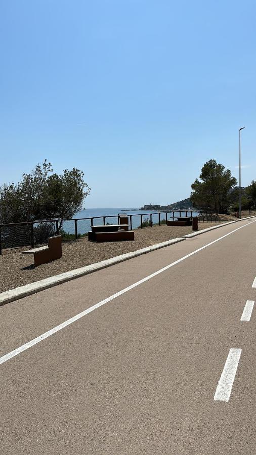 Appartamento Vicino Al Mare Con Parcheggio 리바 리구레 외부 사진